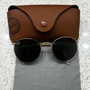 Ray-Ban Gold Frame Sunglasses with Brown Case